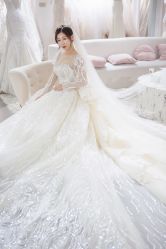 -艾米丽婚纱礼服