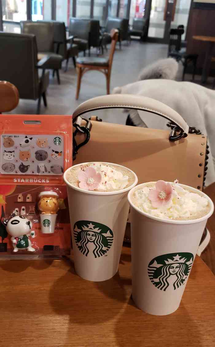 来打卡喽福满栗香玛奇朵,没喝出来栗子味道呀,可能是我想多了吧