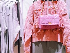 -URBAN REVIVO(七宝领展广场店)