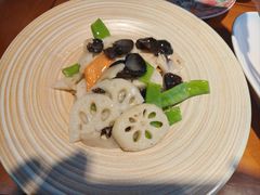 -鸽舞笙平金牌烧鸽子·融合菜(鲁谷店)