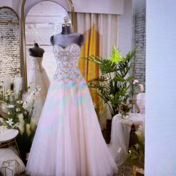 -LA GRACE高端婚纱礼服定制馆