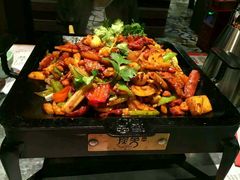 炭火干锅肥肠-炭舍干锅·烤鱼(扬名广场店)