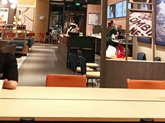 -星巴克臻选(青岛金狮广场店)