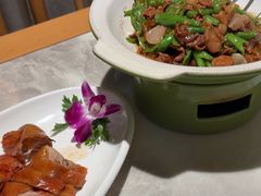 -绿草地·湘菜(酃湖师院店)
