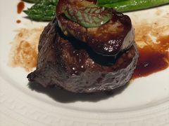 -Mogul Eatery·大亨餐酒馆