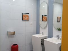 -戊辰亲子游泳俱乐部