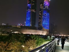 -南京眼步行桥