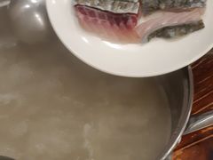 -正能量脆肉鲩火锅