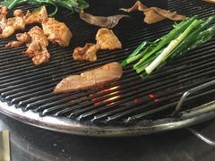 -小辣椒汤锅烧烤(温泉南街店)