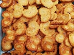 小蝴蝶酥-上海哈尔滨食品厂(淮海中路店)