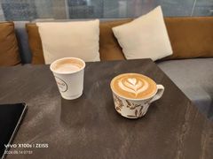 -ommo cafe(半岛城邦店)