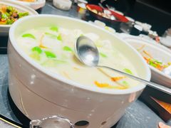 -虹潮荟·餐桌上的美食地理(太阳宫店)