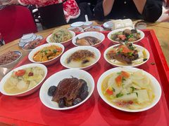 -蓝田九大碗民俗食府(蓝田店)