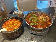 -万重锦·人文川菜馆(骡马市店)