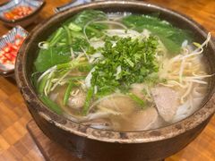 -Hoang Yen Vietnamese Cuisine