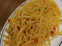 酸辣土豆丝-湘聚缘湘菜馆(斜土路店)