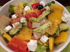 -香格里拉鱼跃地中海西餐厅·牛排披萨