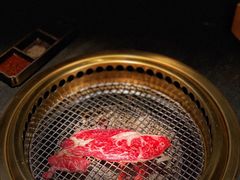 -铭牛烧肉·和牛海鲜自助(高新月牙湖店)