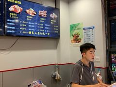 -梁老三麻辣鸡头总店