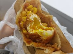炸蛋葱油饼-小红车炸蛋葱油饼