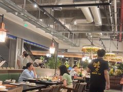 -得意咚瓜·顺德鱼生·冬瓜火锅(深圳首店)