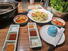 -明洞阿姨·韩式酱蟹烤肉·创意料理(三元桥店)