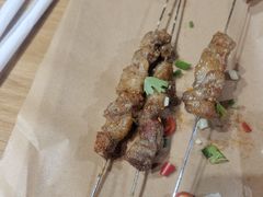 -三顾烤庐·烤鱼·烧烤·龙虾(奉贤店)
