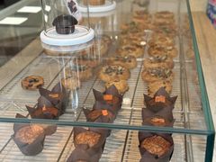 -VERIE BAKEHOUSE