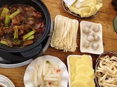 -鱼众不同·鸡公煲·烤全鱼(国顺路店)