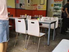 大堂-海平馄饨(逍遥二路店)