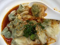 -弄堂咪道-饭香·面香·馄饨香(兴梅店)