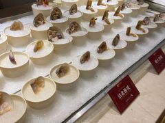 -雍和会海鲜姿造自助(湖东路店)
