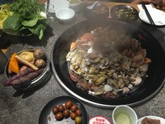 -船梆煮•蒸汽海鲜·炉火烤肉(五四广场店)
