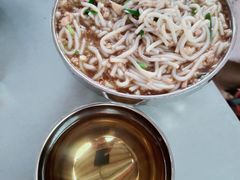 -正宗杨记普洱酸醋米线(总店)