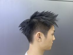 -藤野造型•烫染专业店