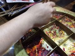 -乐山串串香老火锅(鼓楼店)