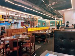 大堂-胡须佬鸡煲四季火锅店(石厦西村直营店)