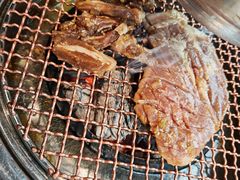 -唯成•韩国炭火烤肉 유성고기