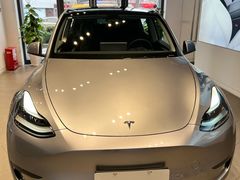 -TESLA 特斯拉(上海太古汇体验店)