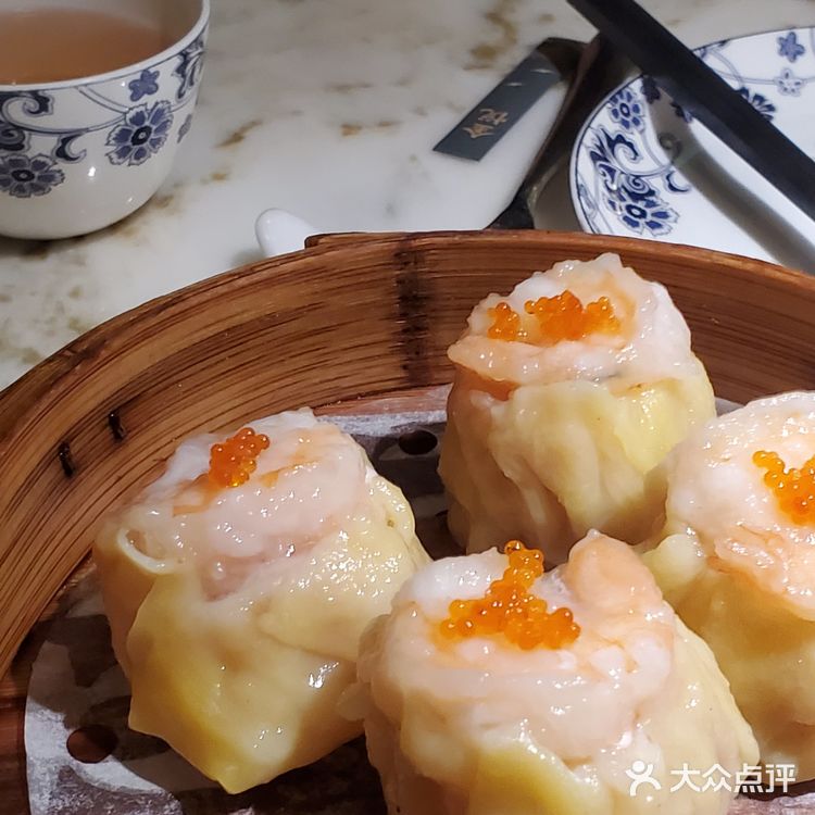 这家店吃起来也没看起来那么贵嘛~好吃!大力推荐!