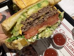-The Habit Burger Grill 哈比特汉堡(爱琴海店)