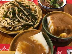 -李双猪·小龙虾·烧烤·羊肉煲(乐山店)