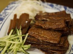 娄府酥骨带鱼-娄三少春饼·烤鸭(合生汇购物中心店)