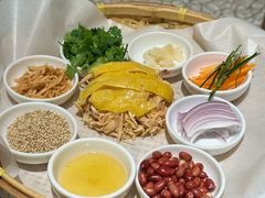 风生水起捞鸡-潮界(虹桥新天地店)