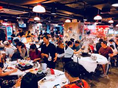 大堂-鲜入围煮花胶鸡海鲜火锅