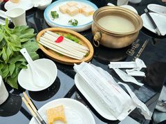 -慢丽江·云南野生菌土鸡锅(西山店)