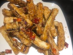 那年秋天的茄子-梧桐树下(云锦世家店)