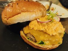 -HIGH FIVE哈福手工汉堡(桂林路店)