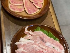 -阿山卓·野生菌火锅·纳西火塘烤肉