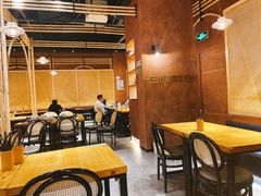 大堂-十三式重庆江湖菜(金茂览秀城店)